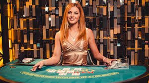 MDN97 ပလက်ဖောင်း Live Casino Baccarat Roulette Dragon Tiger Slots Myanmar ကစားသမားများ APP မှ ကစားနေသောမြင်ကွင်း